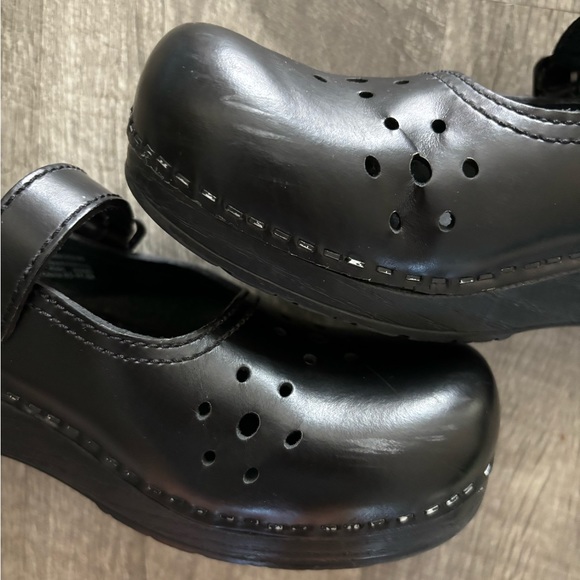 Dansko 39 women’s - Picture 3 of 9
